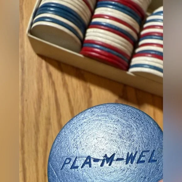 72 Vintage Wooden Casino PLA-M-WEL Poker Chips - Picture 3 of 6